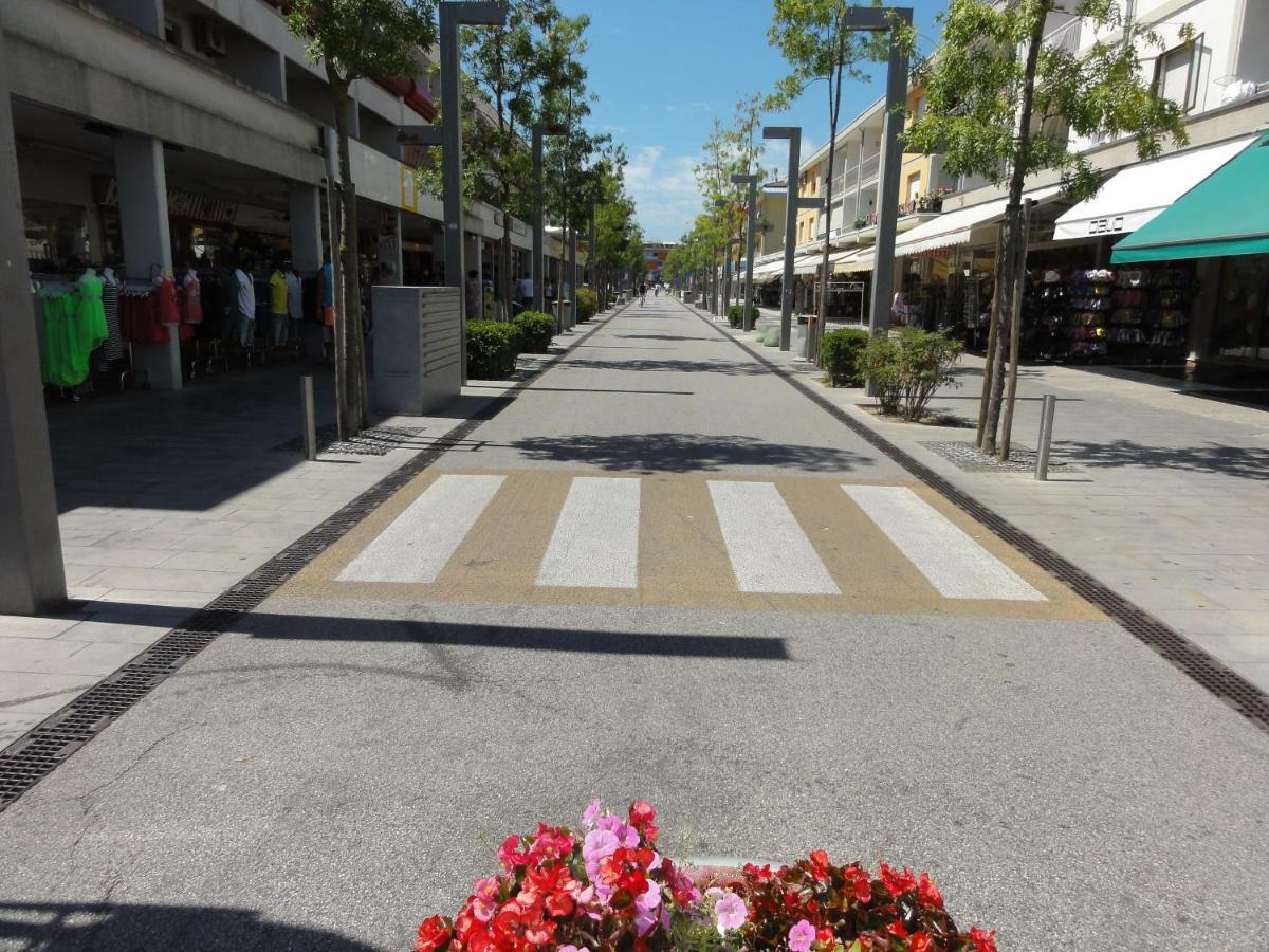 Pinea * Bibione